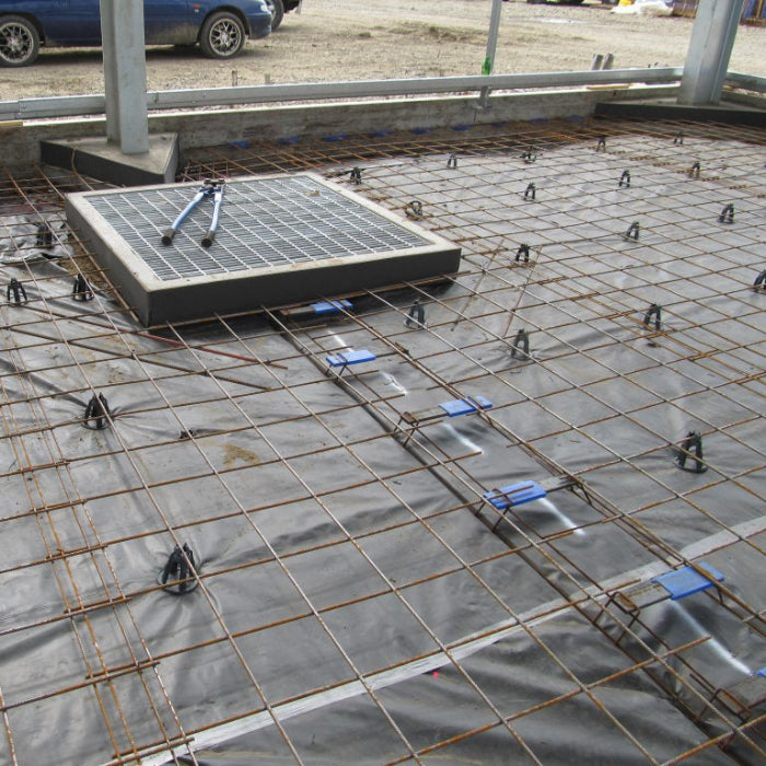 Vapour barrier with stormwater drain