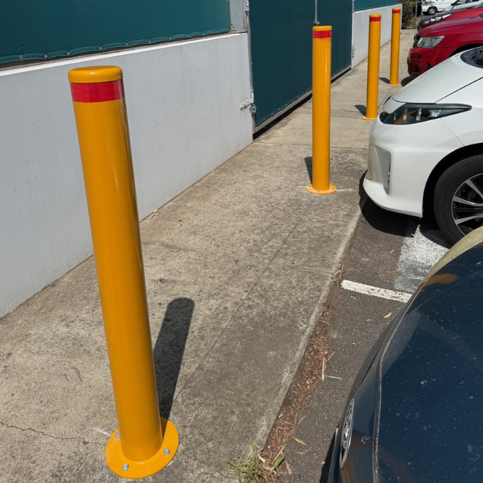 bollard car park surface mount 140mm x 1300mm high